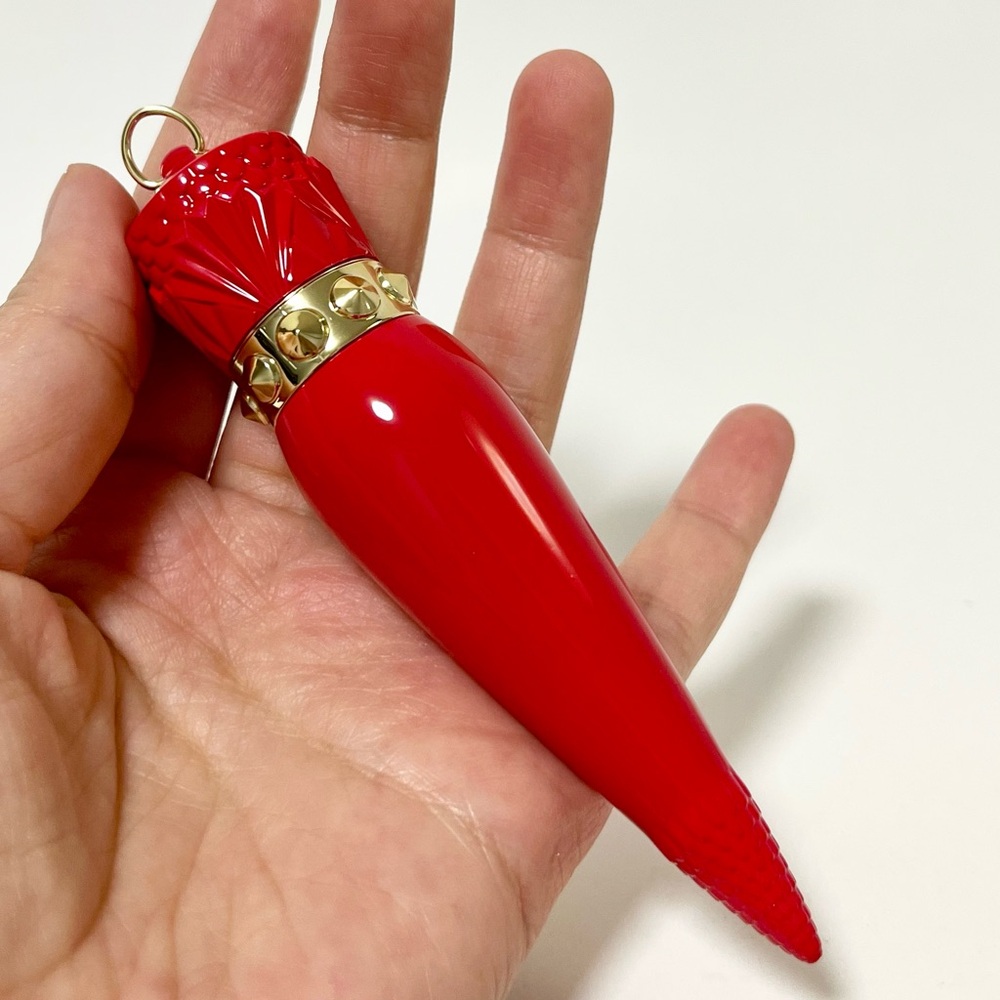 CHRISTIAN LOUBOUTIN SooooO…Glow Refillable Lipstick Case - Le Rouge